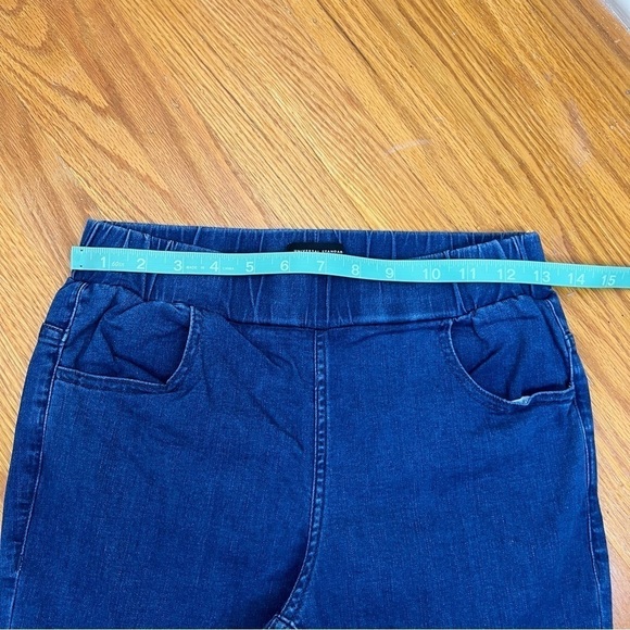 NWT Universal Standard Stretch Denim - Picture 8 of 10